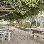 Thalassitra Village Adamantas (Milos)
