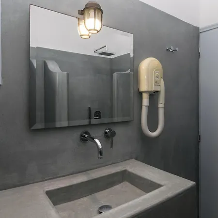 Thalassitra Village Hotel Adamantas (Milos)