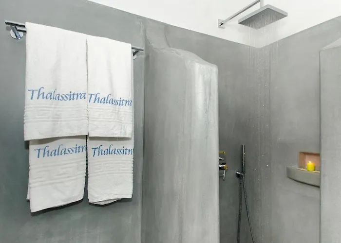 Thalassitra Village 2*