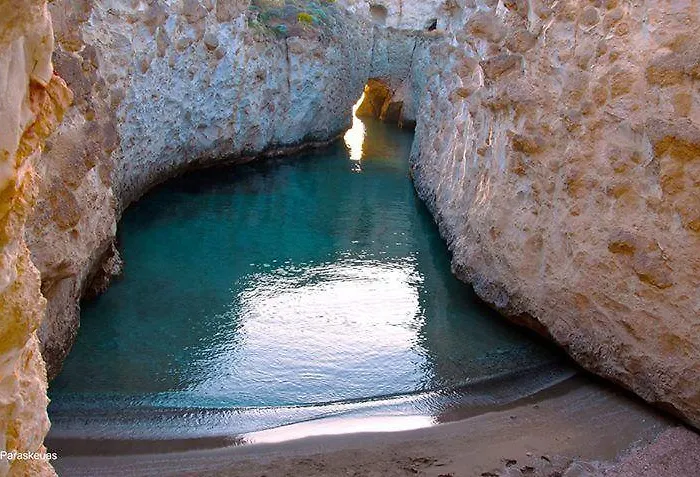 Thalassitra Village Hotel Adamantas (Milos)