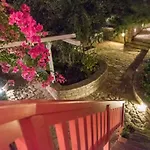 Thalassitra Village Hotell 2*