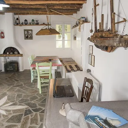 ホテル Thalassitra Village アダマス