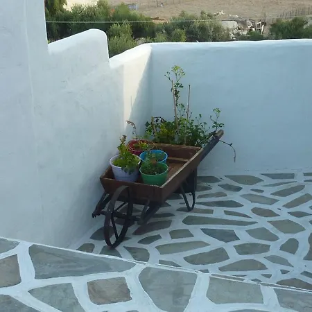 Thalassitra Village 2* Adamantas (Milos)